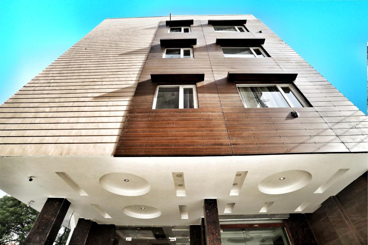 Hotel Aerocity Purple Orchid New Delhi Exteriör bild