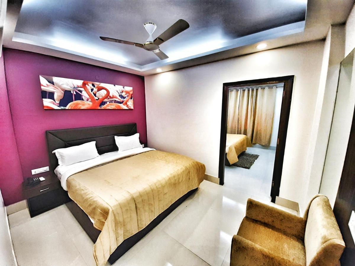Hotel Aerocity Purple Orchid New Delhi Exteriör bild